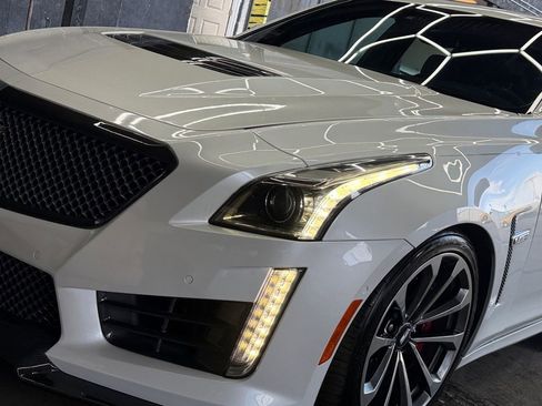 Used 2017 Cadillac CTS V w/ Carbon Fiber Package image 29