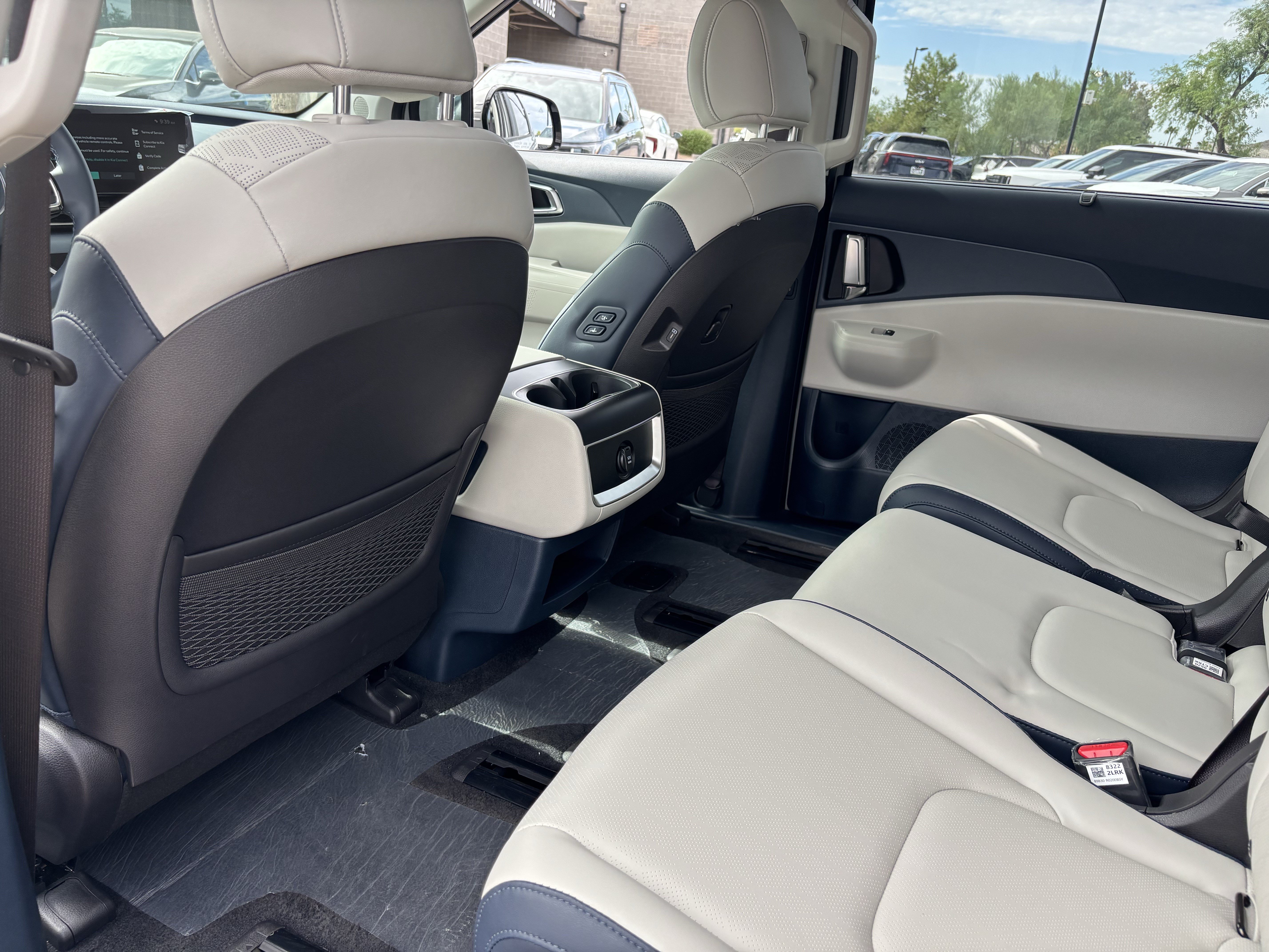 New 2026 Kia Carnival EX FWD image 15
