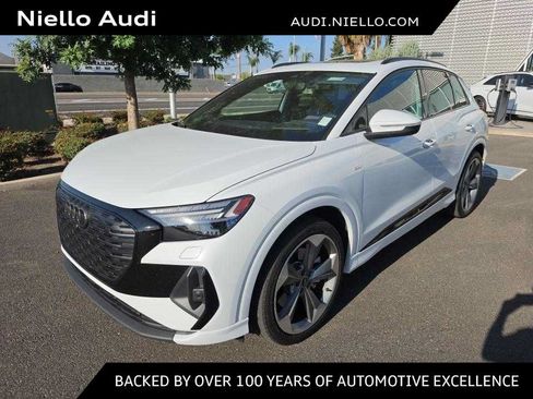 Used 2025 Audi Q4 e-tron Prestige w/ Black Optic Package AWD/4WD image 1