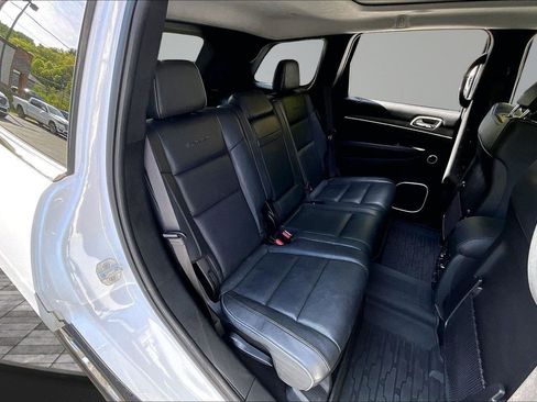 Used 2019 Jeep Grand Cherokee Summit AWD/4WD image 27