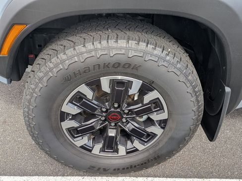 Used 2024 Nissan Frontier PRO-4X w/ Technology Package image 26