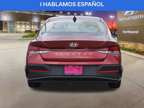 Certified 2024 Hyundai Elantra SEL FWD image 8