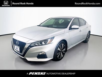 Used 2022 Nissan Altima 2.5 SV