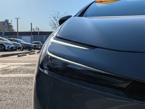 Used 2024 Toyota Prius Prime SE image 10