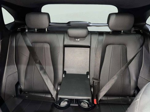 Used 2021 Mercedes-Benz GLA 250 4MATIC w/ Premium Package image 41