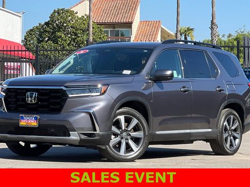 Used 2024 Honda Pilot Touring image 8