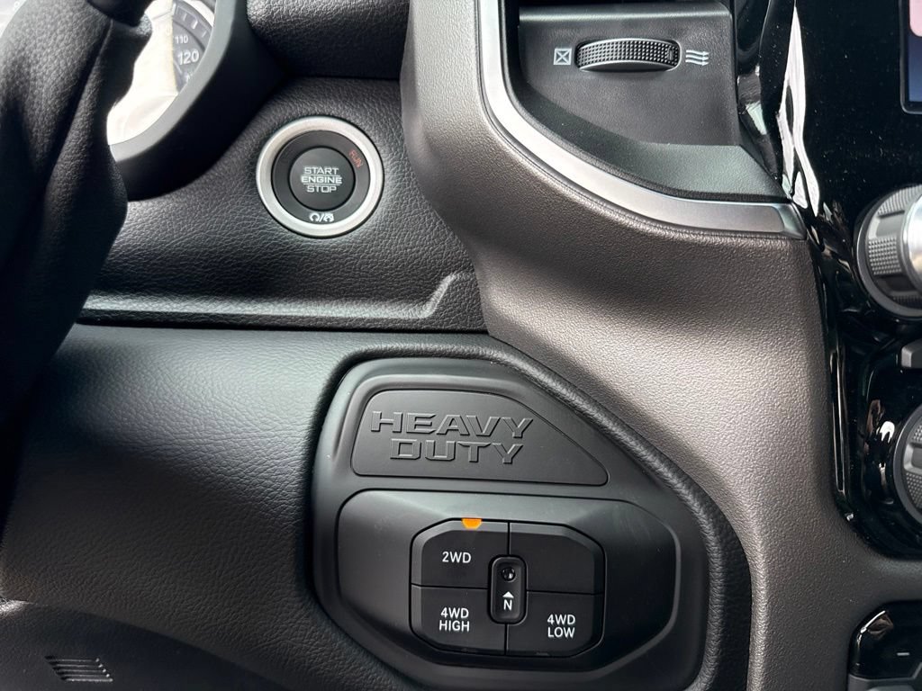 New 2026 RAM 2500 Big Horn AWD/4WD image 15