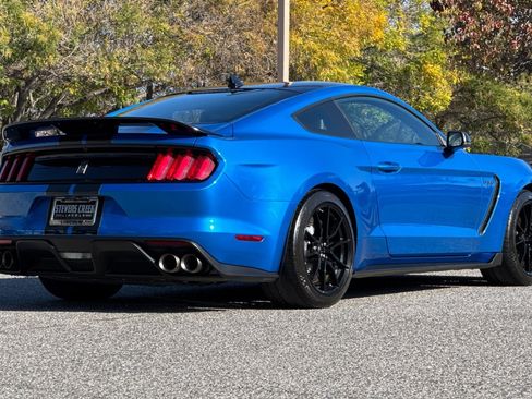 Used 2020 Ford Mustang Shelby GT350 w/ Technology Package image 4