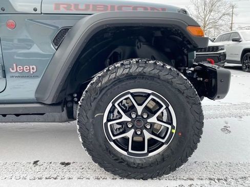 New 2026 Jeep Wrangler Unlimited Rubicon w/ Safety Group image 19