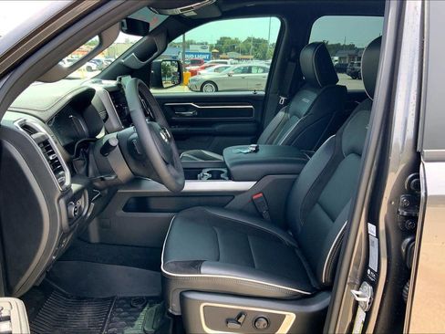 Used 2026 RAM 1500 Laramie w/ Night Edition AWD/4WD image 17