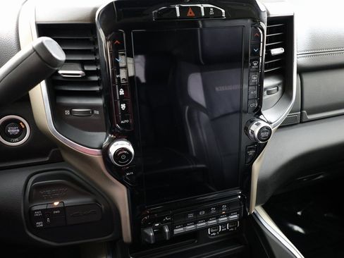 Used 2023 RAM 3500 Laramie image 29