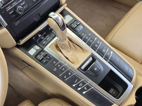 Used 2016 Porsche Macan S image 15