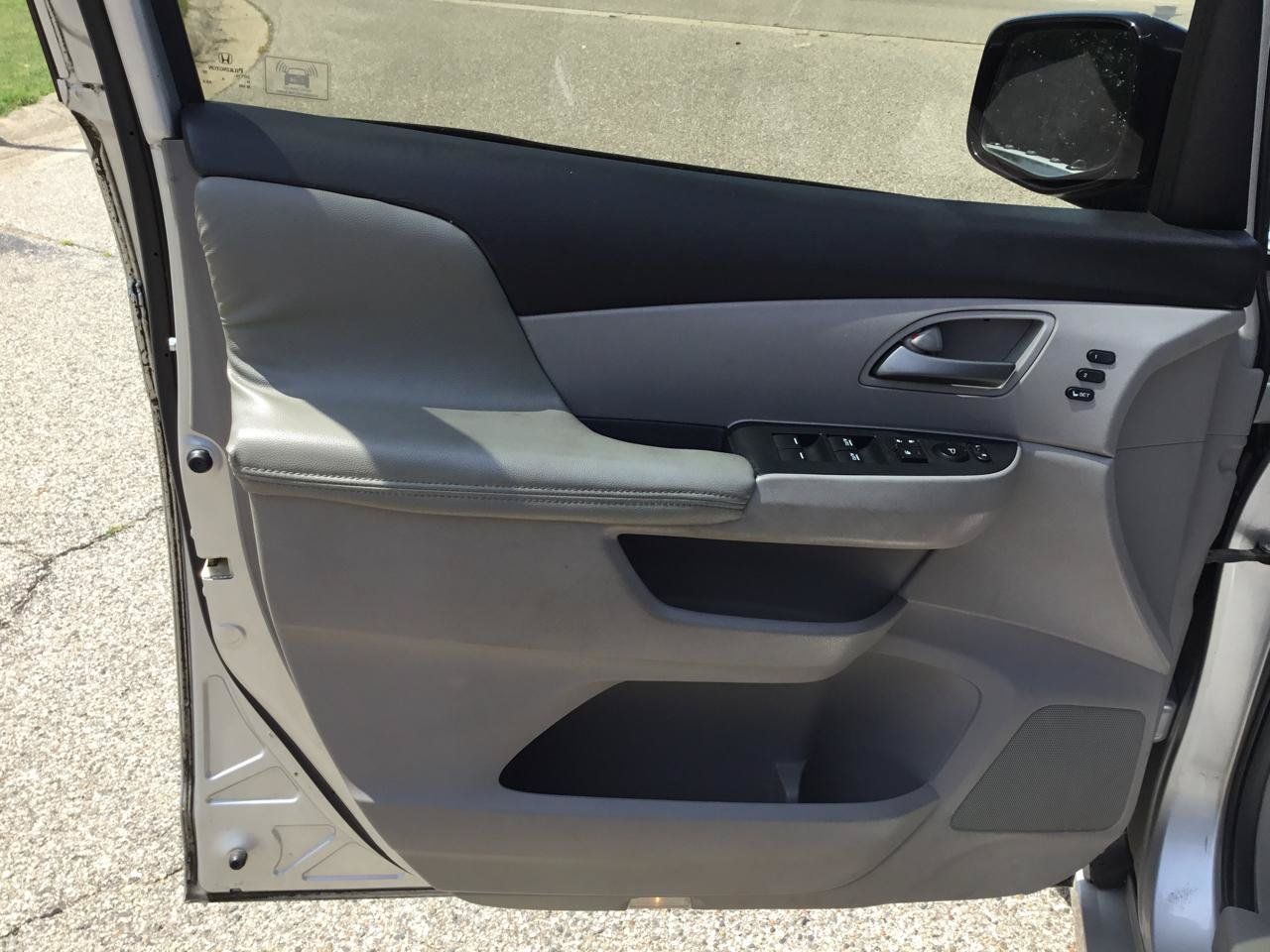 Used 2012 Honda Odyssey Touring image 13