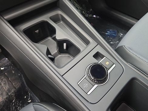 New 2025 Volkswagen Tiguan SE image 20