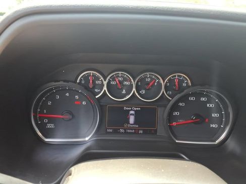 Used 2021 Chevrolet Tahoe Z71 AWD/4WD image 24