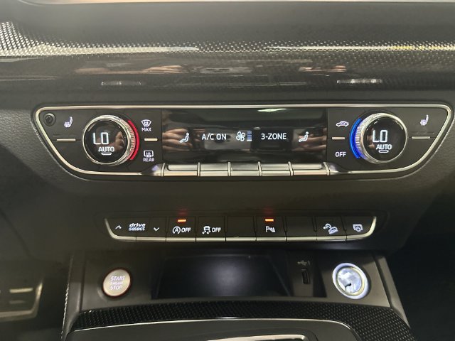 Used 2020 Audi SQ5 Premium Plus AWD/4WD image 26