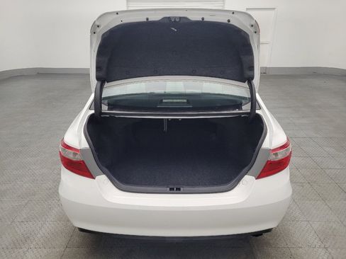 Used 2016 Toyota Camry SE image 29