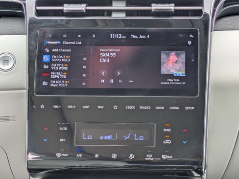 Certified 2023 Hyundai Tucson Limited AWD/4WD image 17