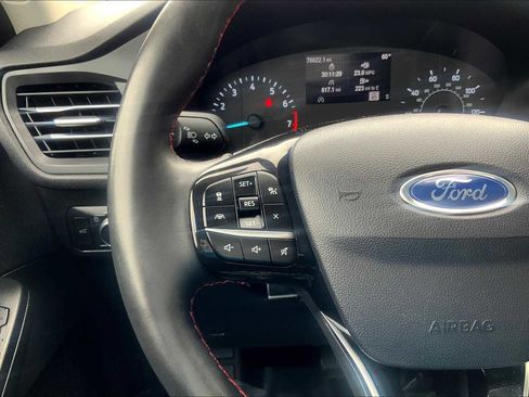 Used 2022 Ford Escape SEL w/ SEL Stealth AWD Package image 23