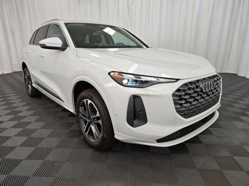 New 2025 Audi Q5 Premium image 8