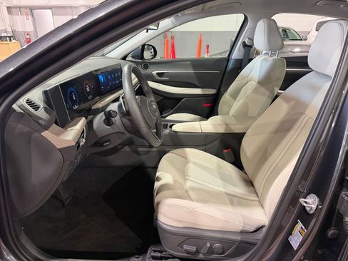 Used 2025 Hyundai Sonata SEL image 22