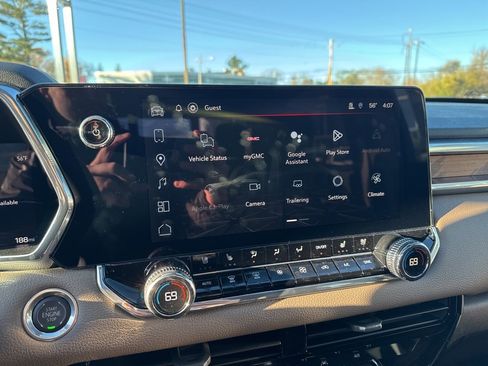 New 2026 GMC Canyon Denali w/ LPO, Denali Black Edition image 18