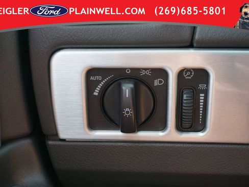 Used 2002 Ford Thunderbird RWD image 24