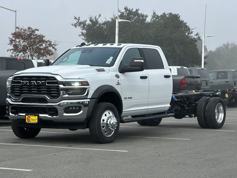 New 2026 RAM 5500 Tradesman image 9