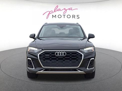 Used 2023 Audi Q5 2.0T Premium Plus w/ Premium Plus Package AWD/4WD image 2