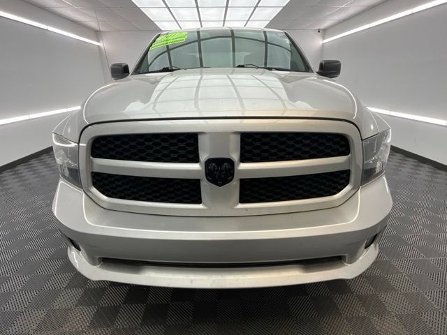 Used 2017 RAM 1500 Express w/ Express Value Package AWD/4WD image 2