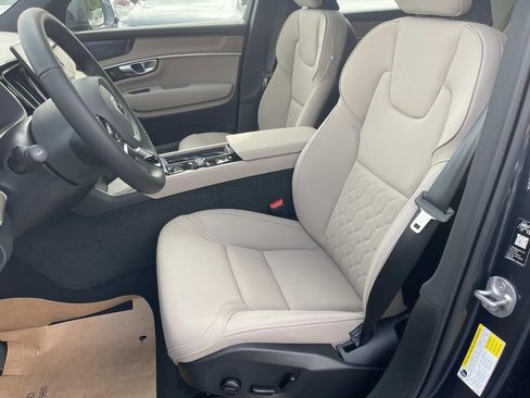 New 2026 Volvo XC90 B6 Plus w/ Protection Package Premier image 20