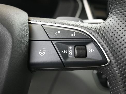 Certified 2024 Audi Q5 2.0T Premium Plus image 25