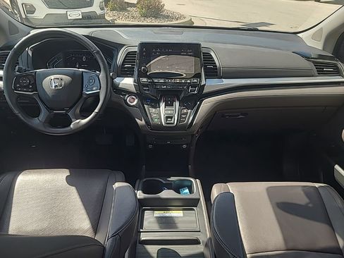 Used 2020 Honda Odyssey Elite image 14