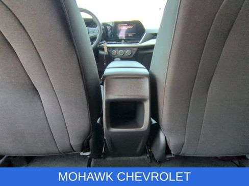 Used 2024 Chevrolet Trax LS w/ LS Convenience Package FWD image 20