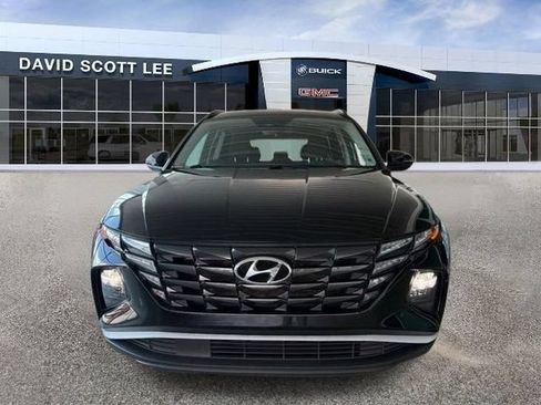 Used 2023 Hyundai Tucson SEL FWD image 2