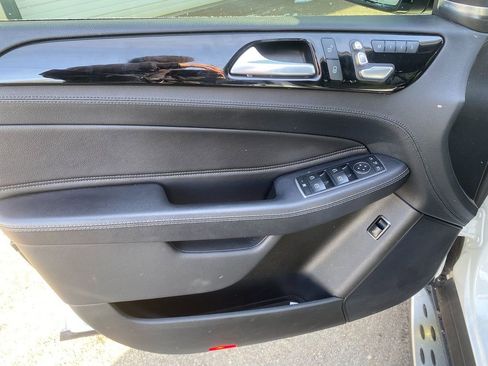 Used 2017 Mercedes-Benz GLE 43 AMG 4MATIC image 11