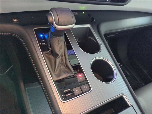 Used 2025 Toyota Sienna XLE FWD image 12