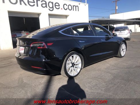 Used 2018 Tesla Model 3 Mid Range image 8