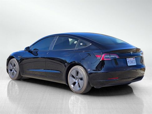Used 2021 Tesla Model Y Long Range image 6