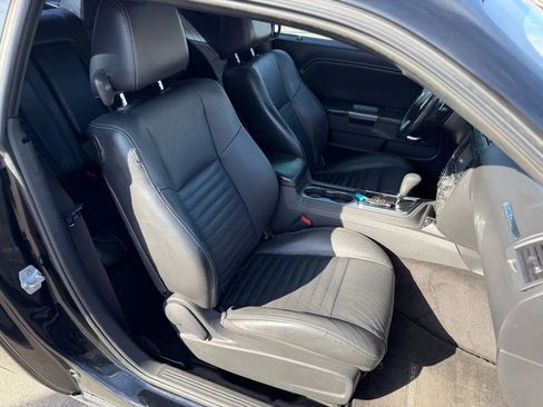 Used 2012 Dodge Challenger R/T Plus RWD image 30