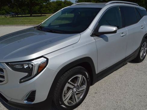 Used 2018 GMC Terrain SLT FWD image 4