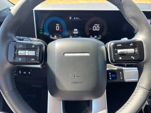 Certified 2026 Hyundai Santa Fe SE AWD/4WD image 25