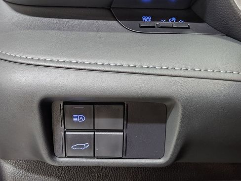 Used 2021 Toyota Highlander XSE image 40