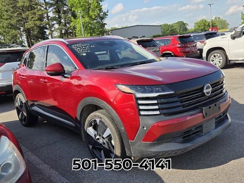 Used 2025 Nissan Kicks SR AWD/4WD image 3