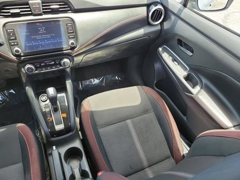 Used 2024 Nissan Versa SR FWD image 15