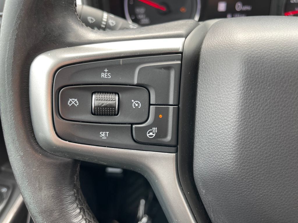Used 2020 Chevrolet Silverado 1500 LTZ AWD/4WD image 22