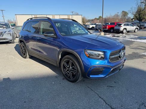 Used 2024 Mercedes-Benz GLB 250 GLB 250 image 9