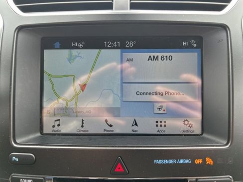 Used 2018 Ford Explorer Sport w/ Ford Safe & Smart Package image 27