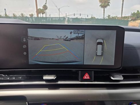 New 2026 Kia Carnival SX Prestige FWD image 15