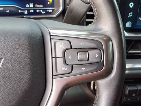 Used 2025 Chevrolet Silverado 3500 High Country w/ Technology Package AWD/4WD image 23